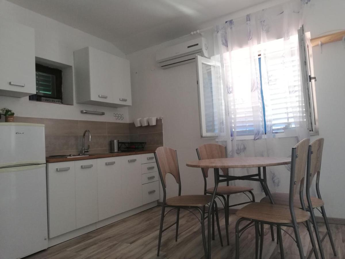 Apartments Lucija Solaris Sibenik Exterior photo