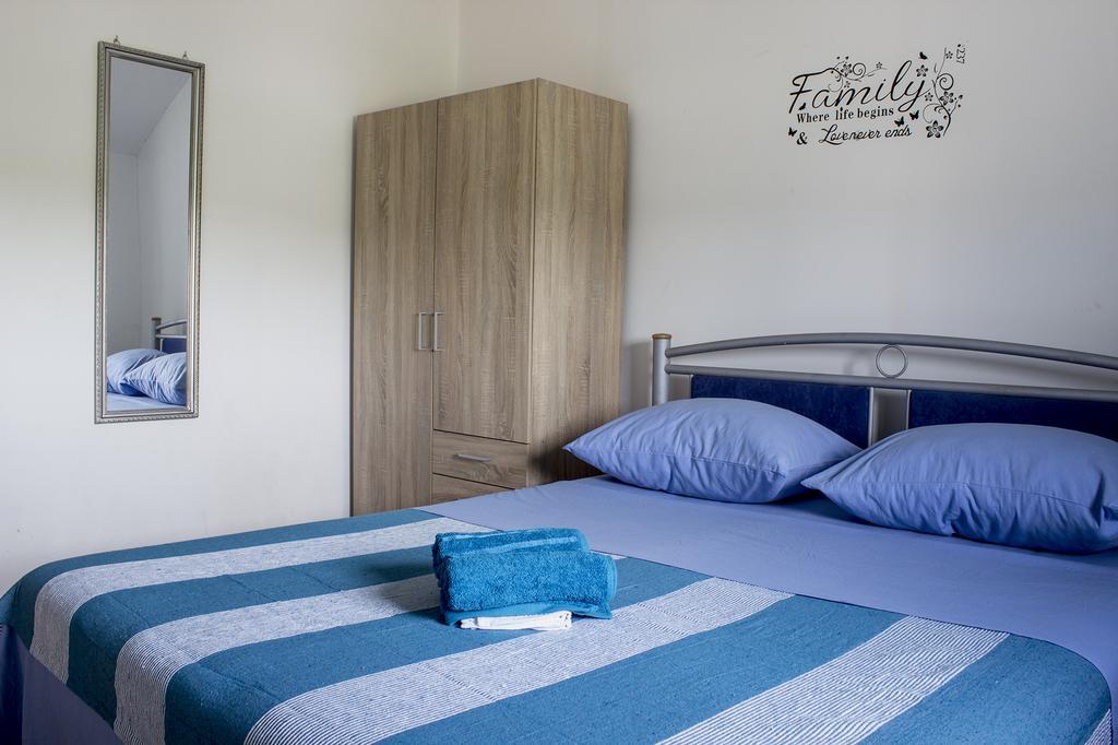 Apartments Lucija Solaris Sibenik Exterior photo